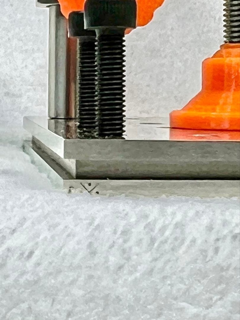 小型ワークステージ クリップ/垂直固定子付き ジグ 位置決めしやすい!