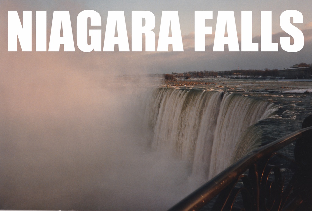 NIAGARA FALLS パーカー