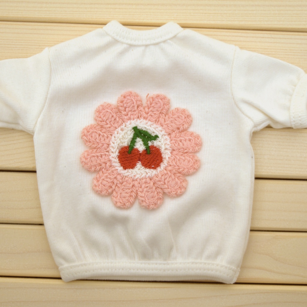 さくらんぼ刺繍Tシャツ（MDD）