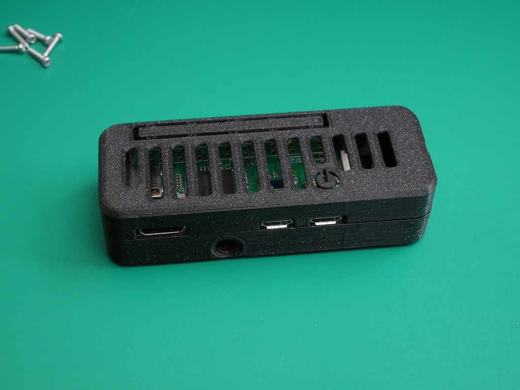 Pi公式カメラV2用 超小型PiZeroケース