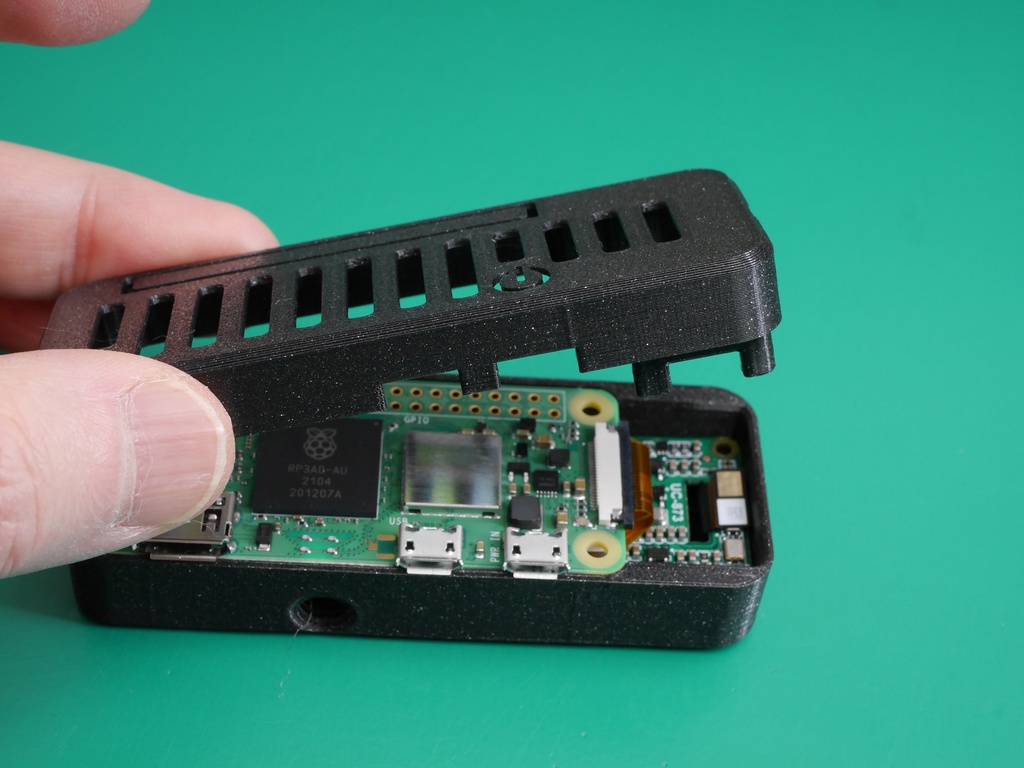 AutoFocus16MPカメラ用超小型PiZeroケース