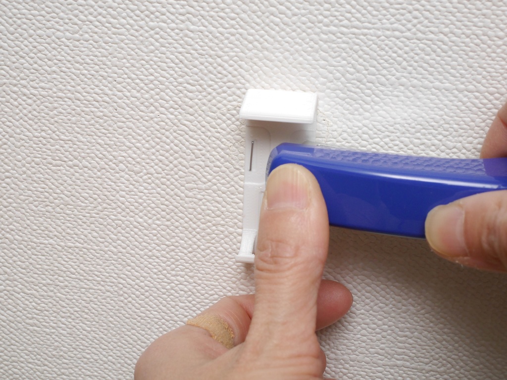 Nature Remo nano用壁付けホルダー