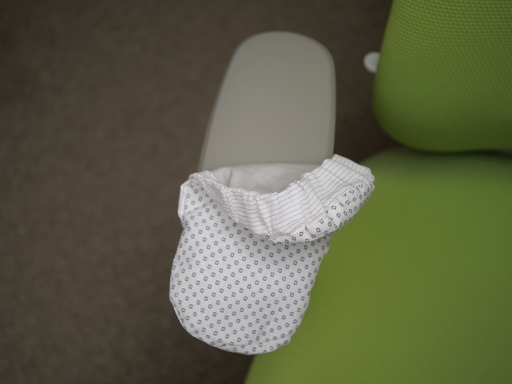 オカムラ シルフィ用肘掛けカバー(左右ペア)