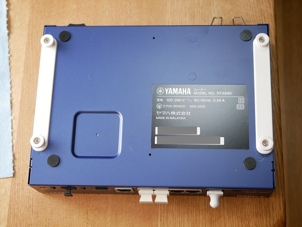 YAMAHA RTX840/830用 壁付けホルダー