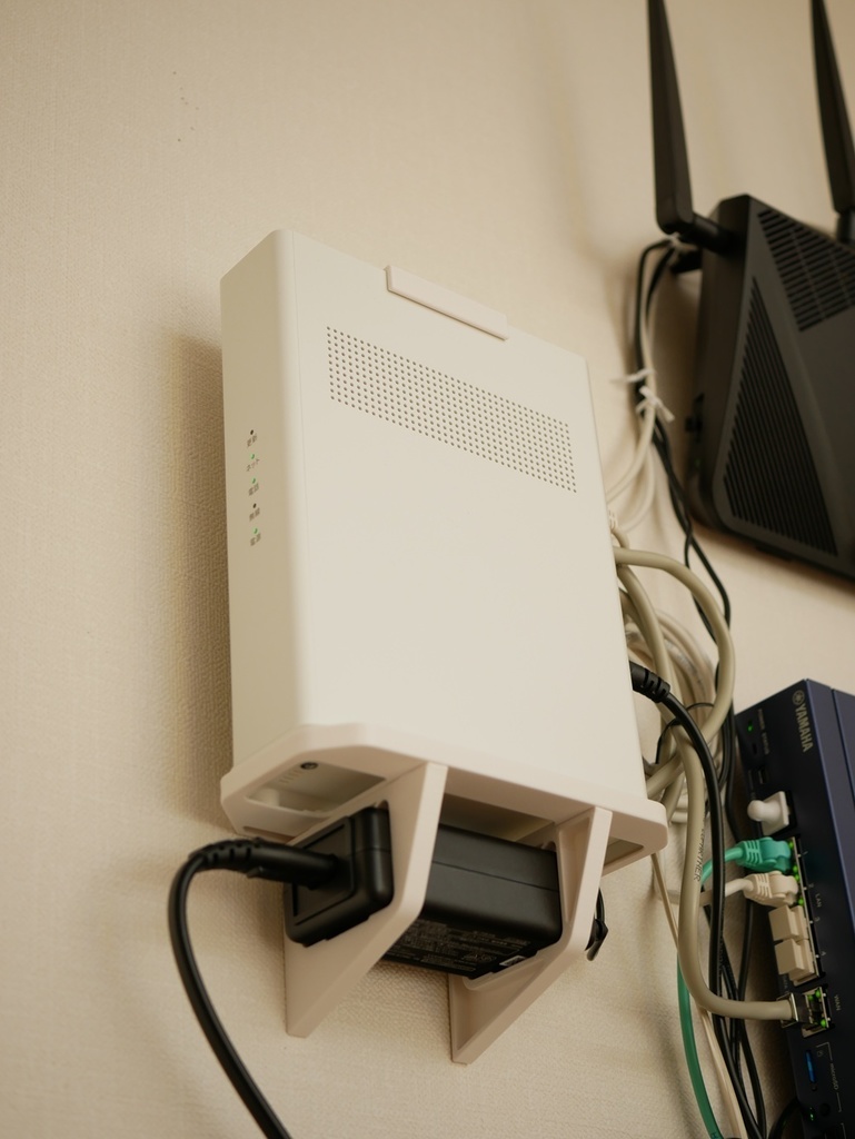 au HGW-BL1500HM用 壁付けホルダー