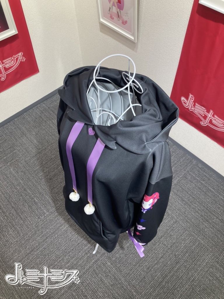 ルミナシスパーカー ブラック