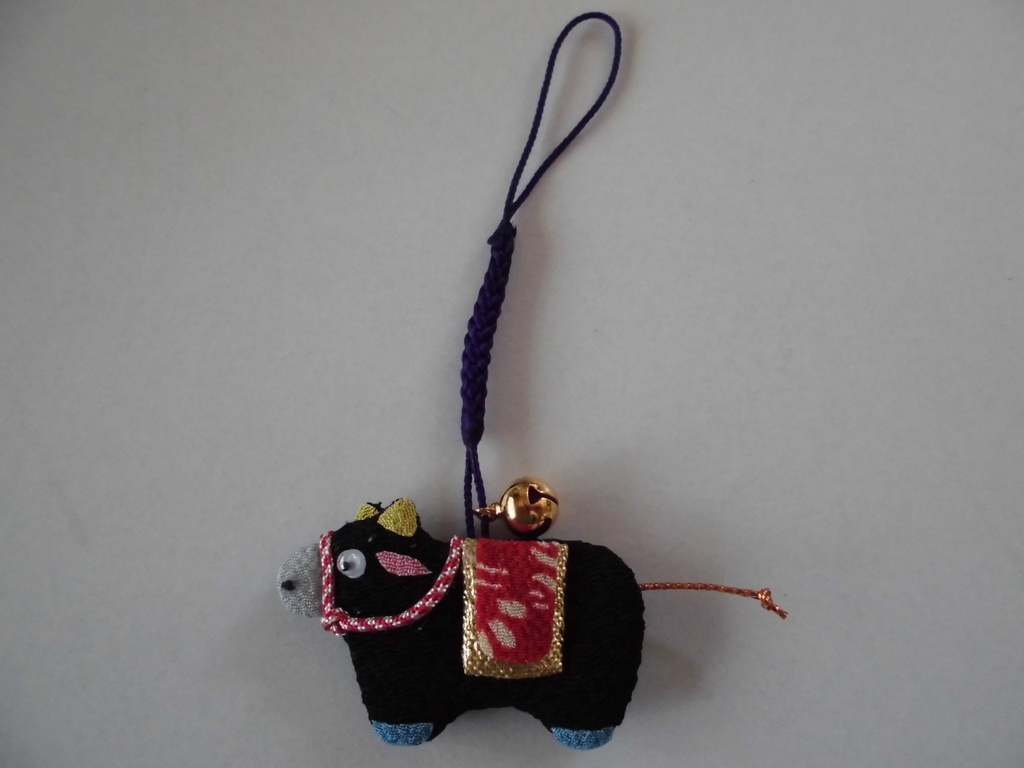 根付（干支・丑）４