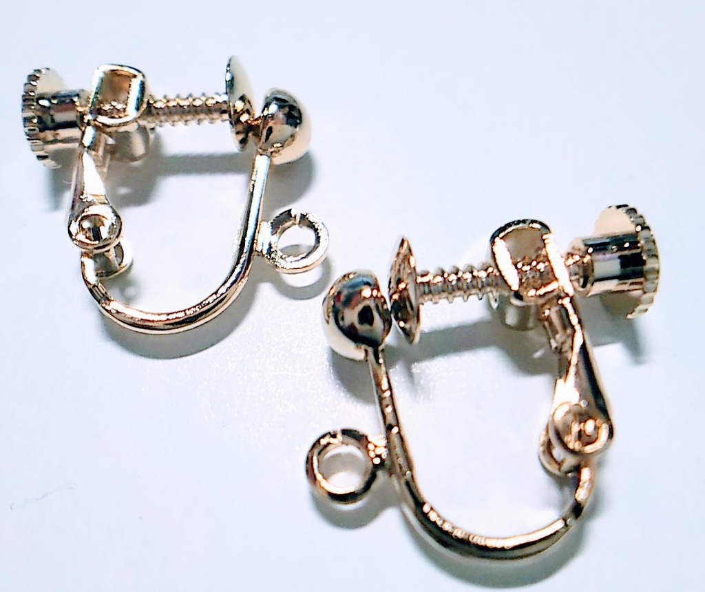 花 ピアス:イヤリング green+white/orange+white/bluegreen+white