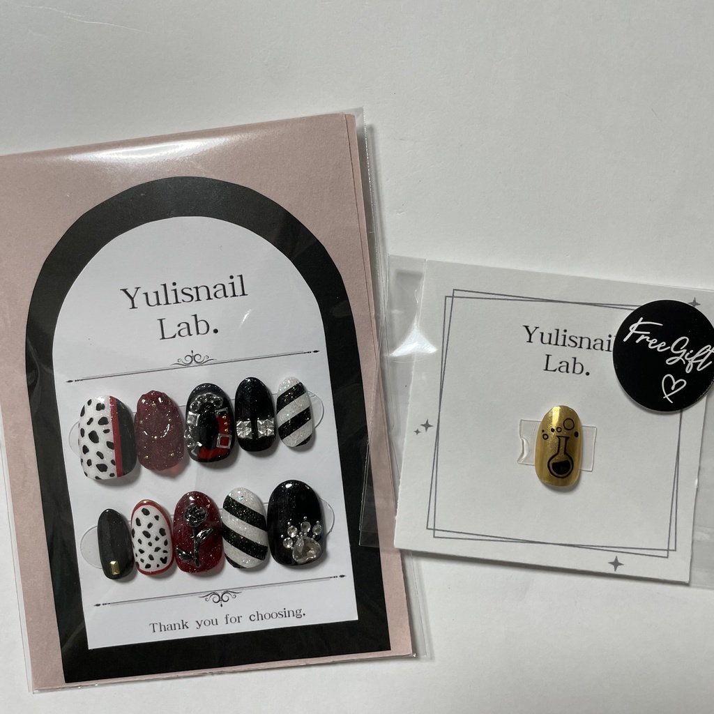 【Mサイズ現品】クルーウェル先生モチーフ 概念ネイル※即日発送