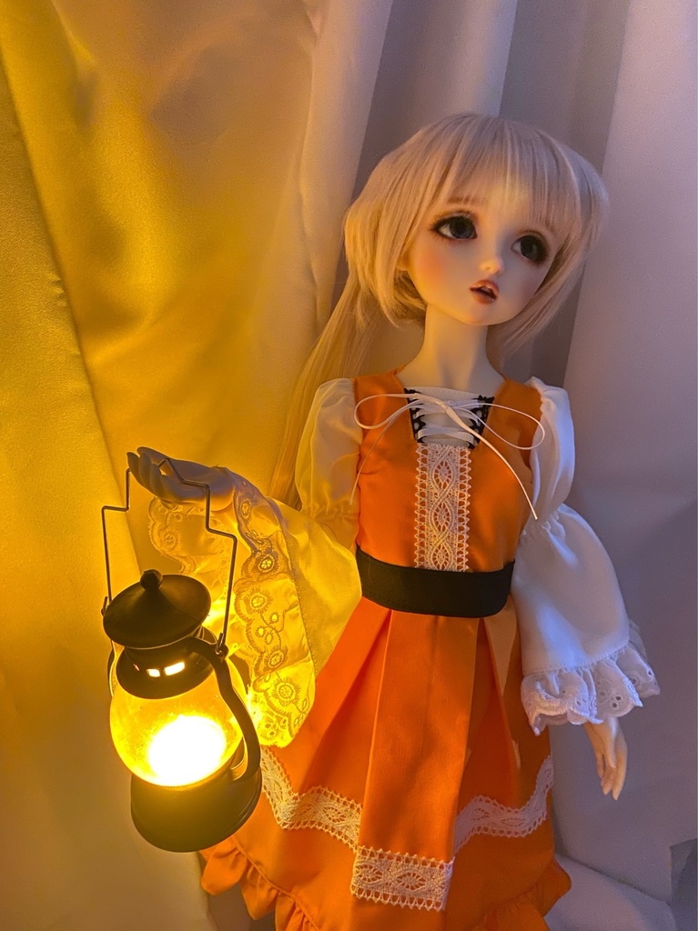 ハロウィンのお茶会ワンピース