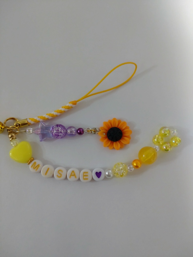 青山操恵イメージストラップ