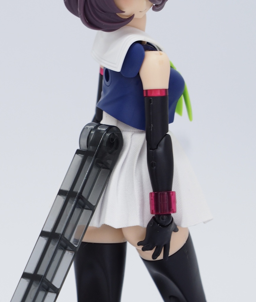 メガミデバイス　バスタードール素体対応　プリーツスカート(白)