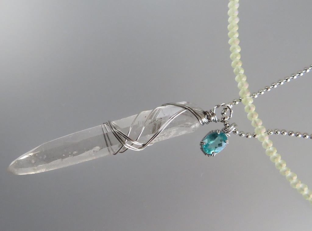 水晶ポイント+天然石 ネックレス