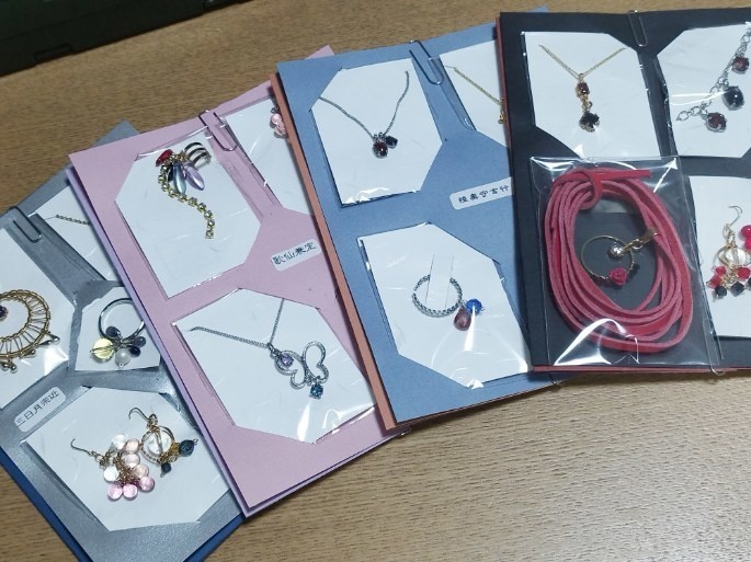 福袋2025:大俱利伽羅、太鼓鐘貞宗、左文字、長谷部、三日月、歌仙、陸奥守、加州、小狐丸、鶴丸