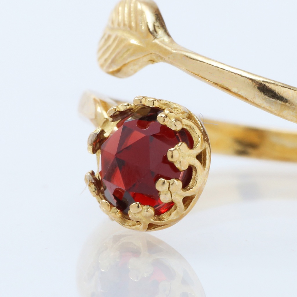 モザンビークガーネットのリーフリング