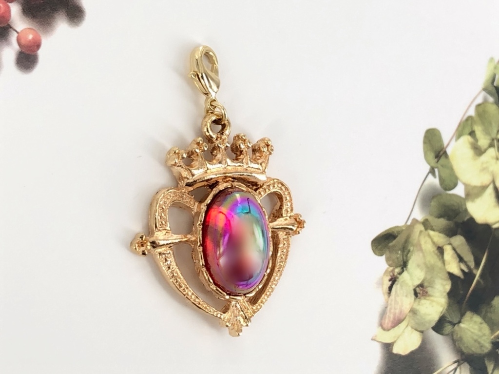 ハートクラウンチャーム