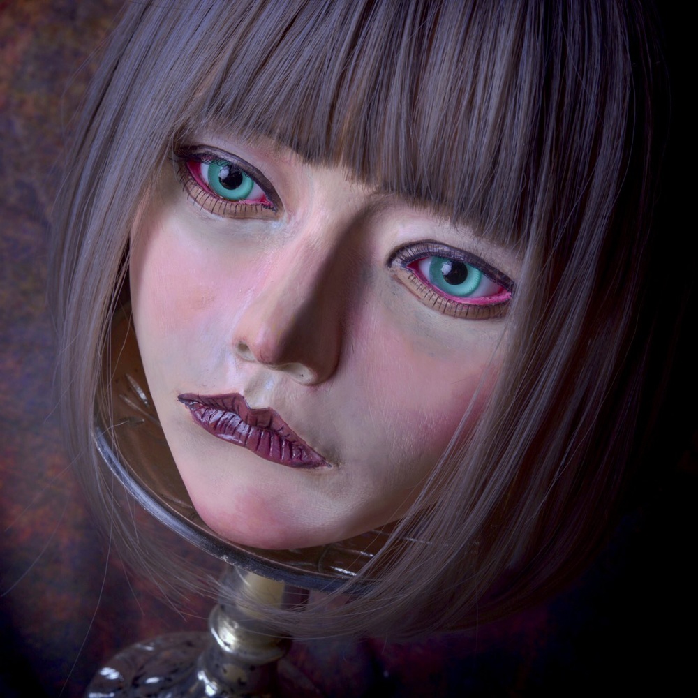 創作人形「翡翠」