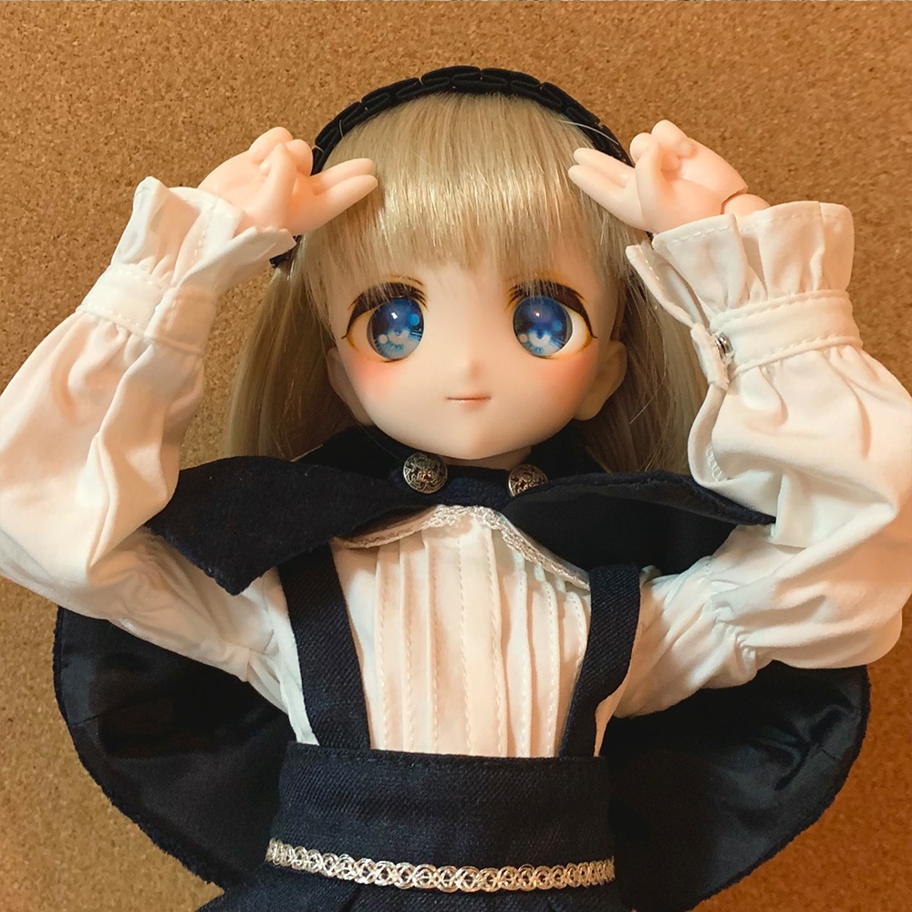 No_SW9　閉じピースハンド　セミホワイト