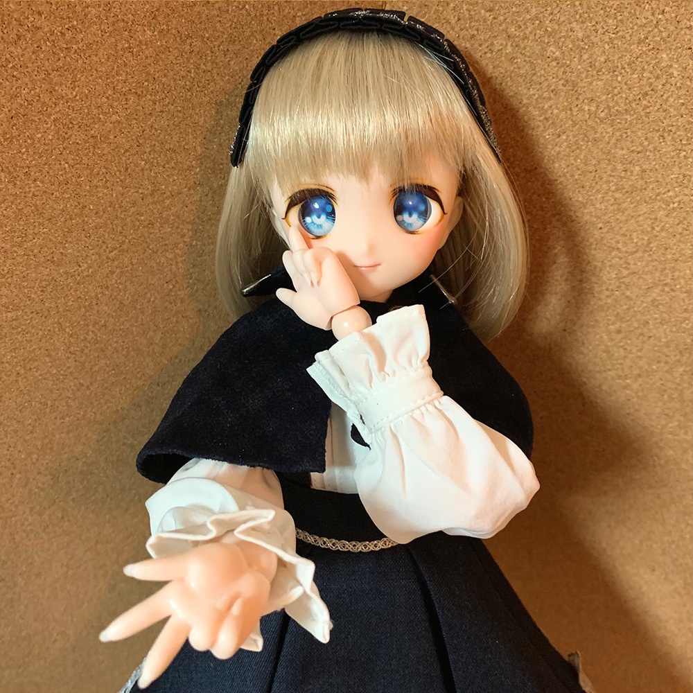 No_SW16　開きピースハンド　セミホワイト