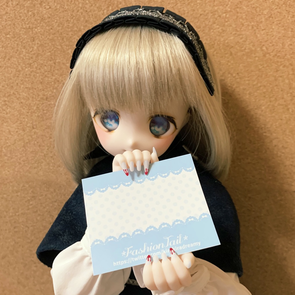 No_SW37　ヴァンパイアネイルハンド セミホワイト
