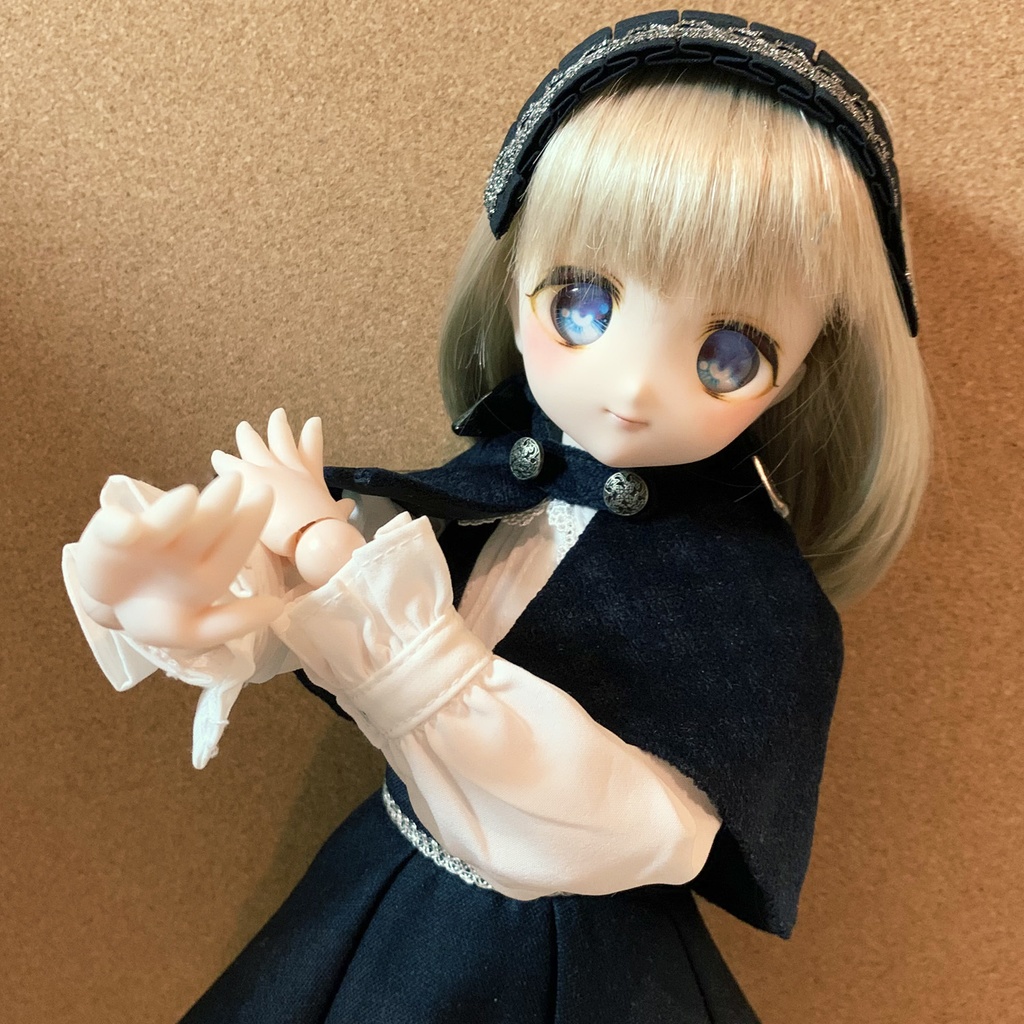 No_SW39 投げキッスハンド セミホワイト