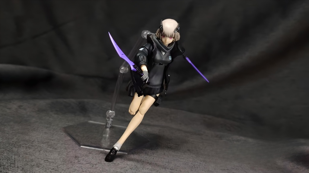 「R.Z.」メカニカル 狼爪・メガミデバイス