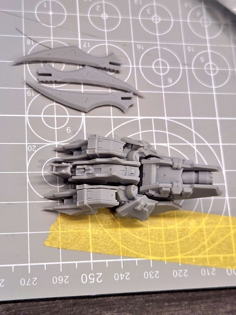 「R.Z.」メカニカル 狼爪・メガミデバイス