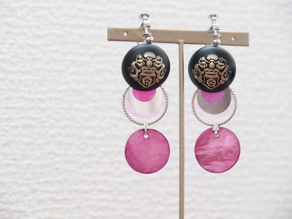 エレナ・プラヴァツキーイメージイヤリング・ピアス