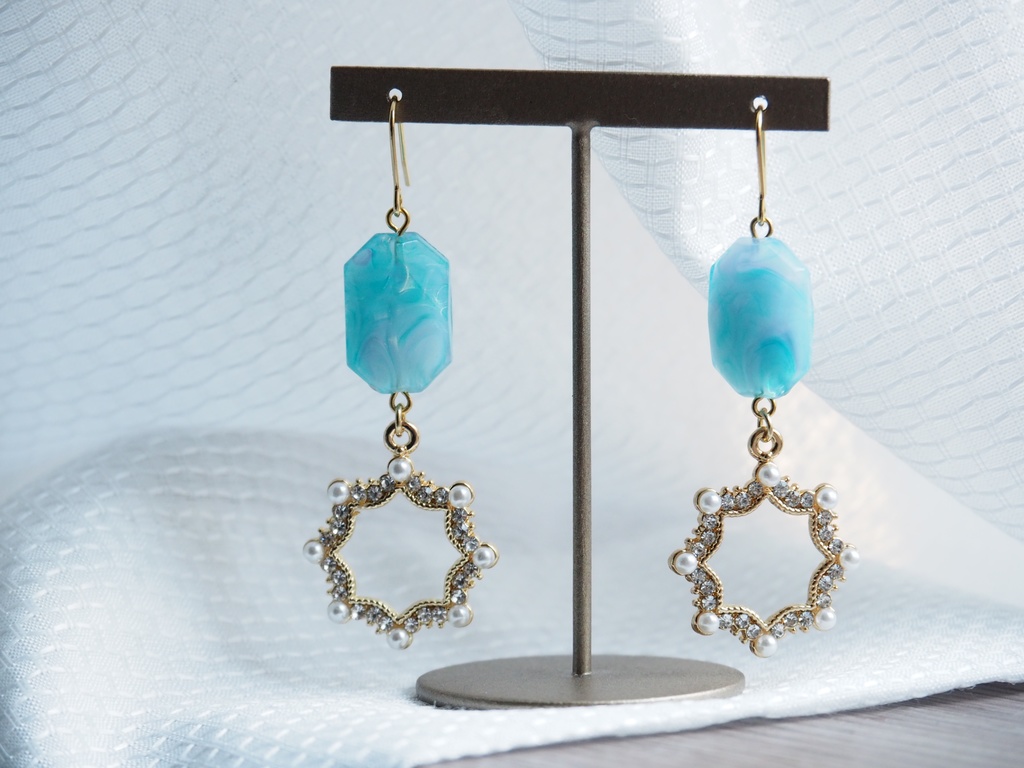 アナスタシアイメージイヤリング・ピアス