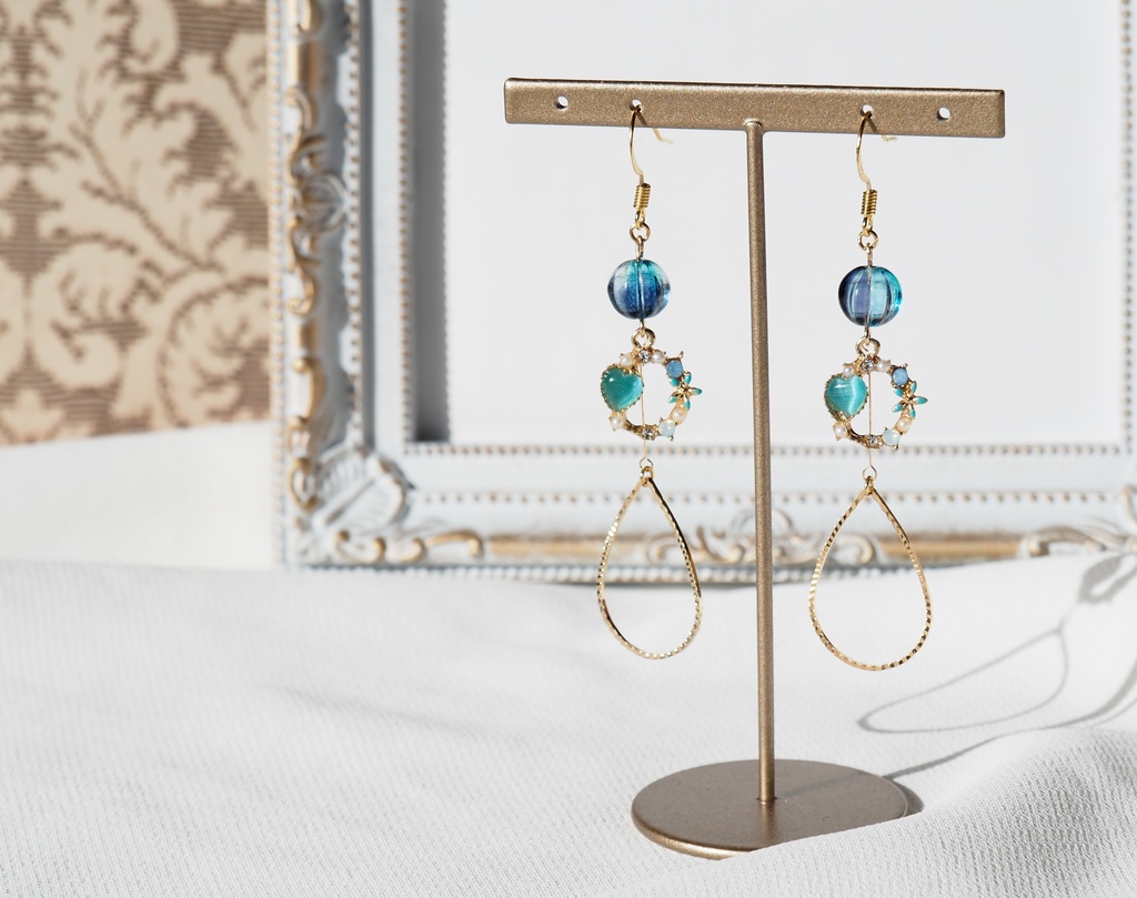 アンデルセンイメージイヤリング・ピアス