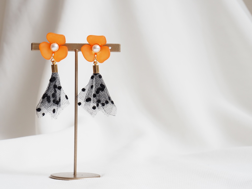 アビゲイル・ウィリアムズイメージイヤリング・ピアス