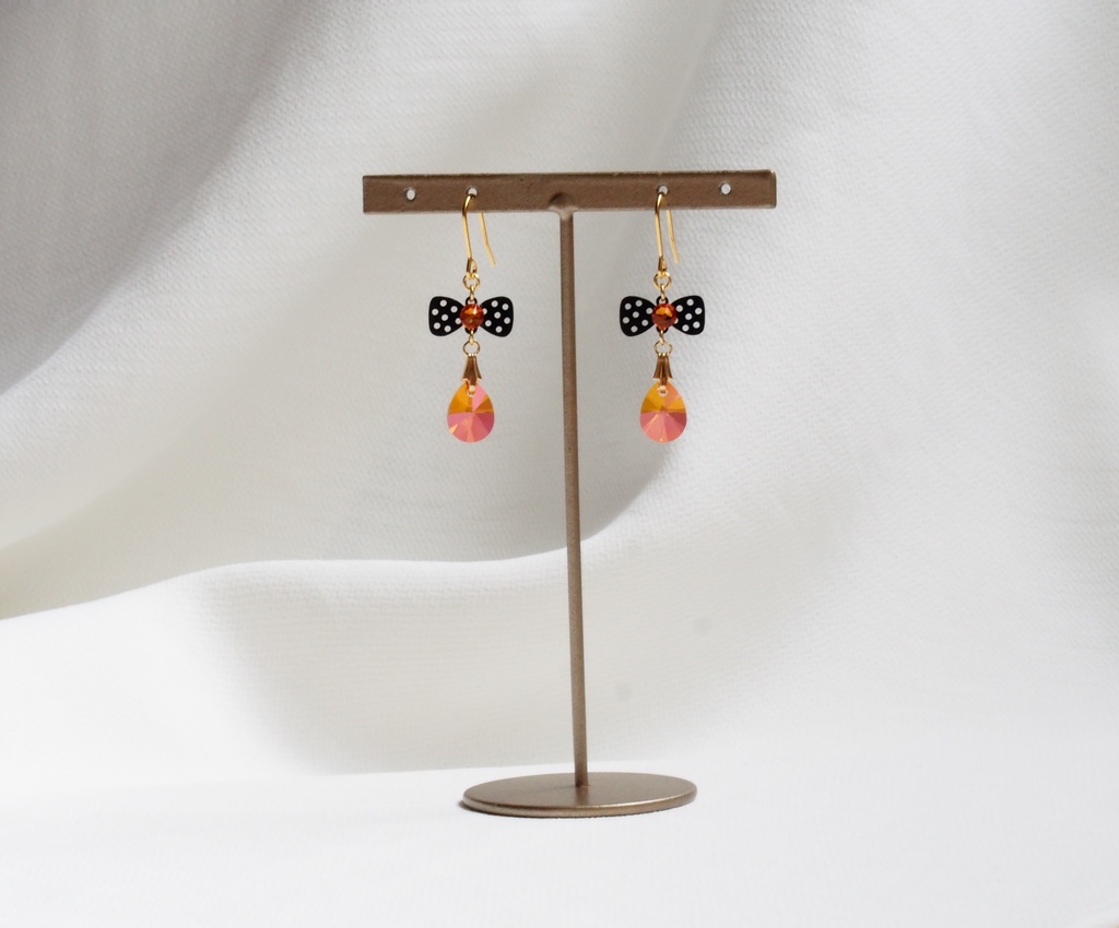 アビゲイル・ウィリアムズイメージイヤリング・ピアス