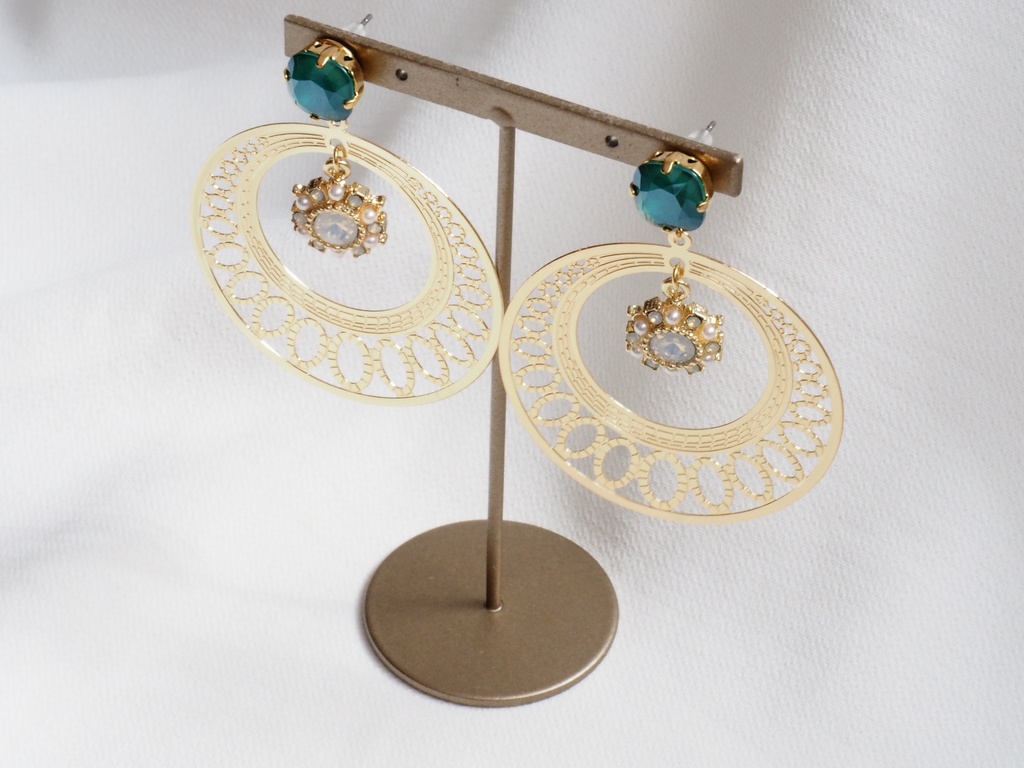 クレオパトライメージイヤリング・ピアス