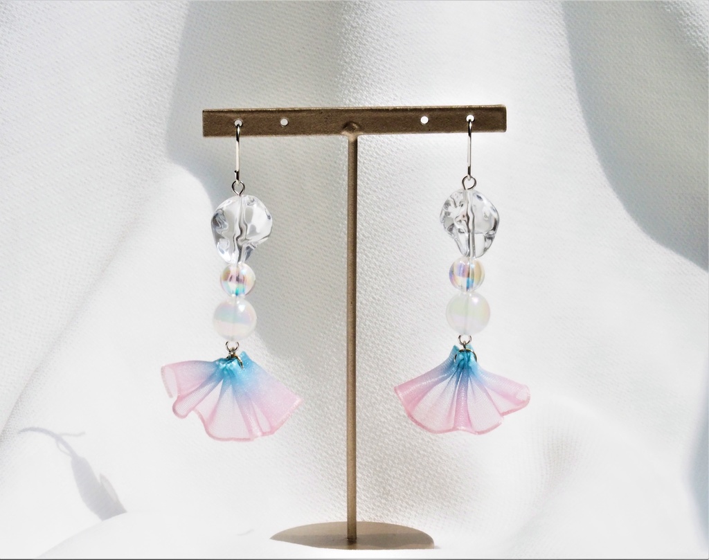 殺生院キアラ(水着)イメージイヤリング・ピアス