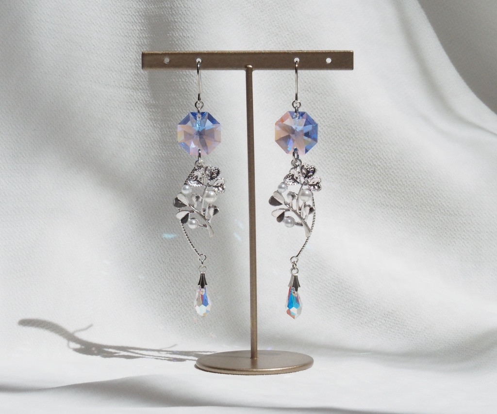 ブリュンヒルデ(水着)イメージイヤリング・ピアス