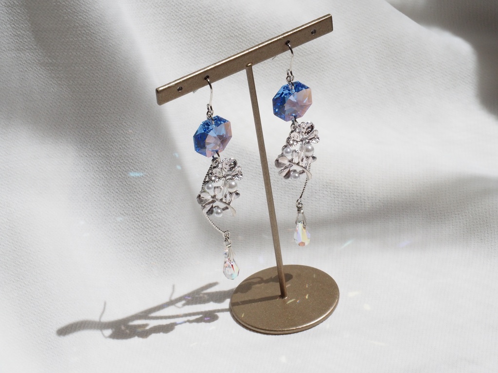 ブリュンヒルデ(水着)イメージイヤリング・ピアス