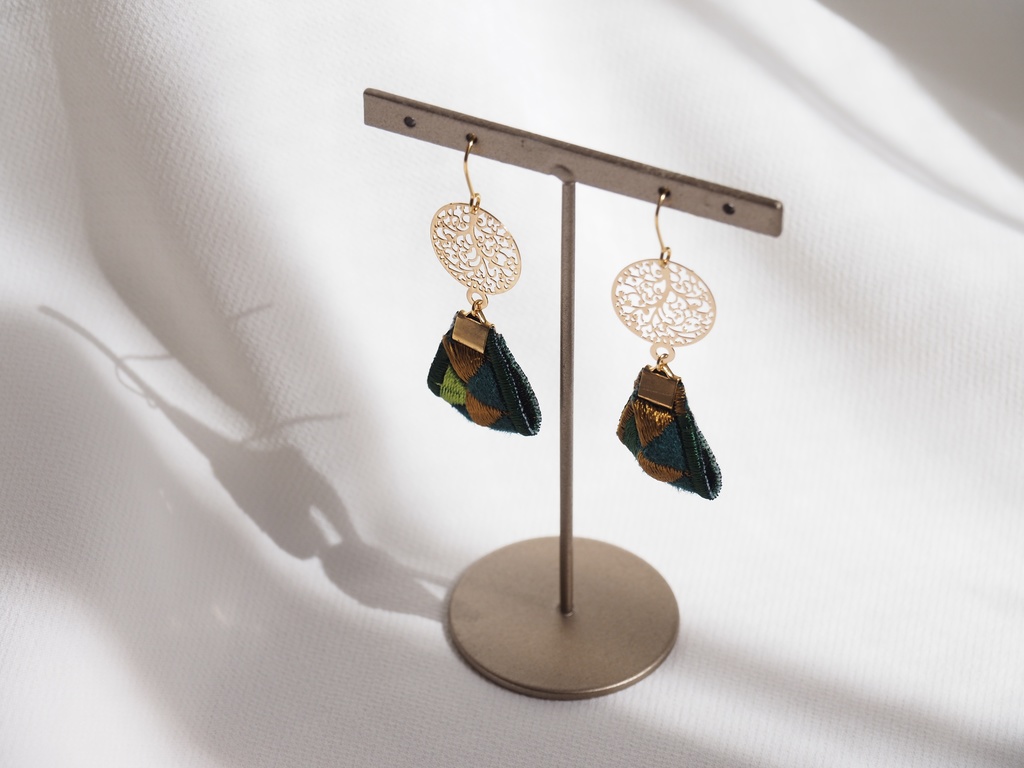 ロビンフッドイメージイヤリング・ピアス