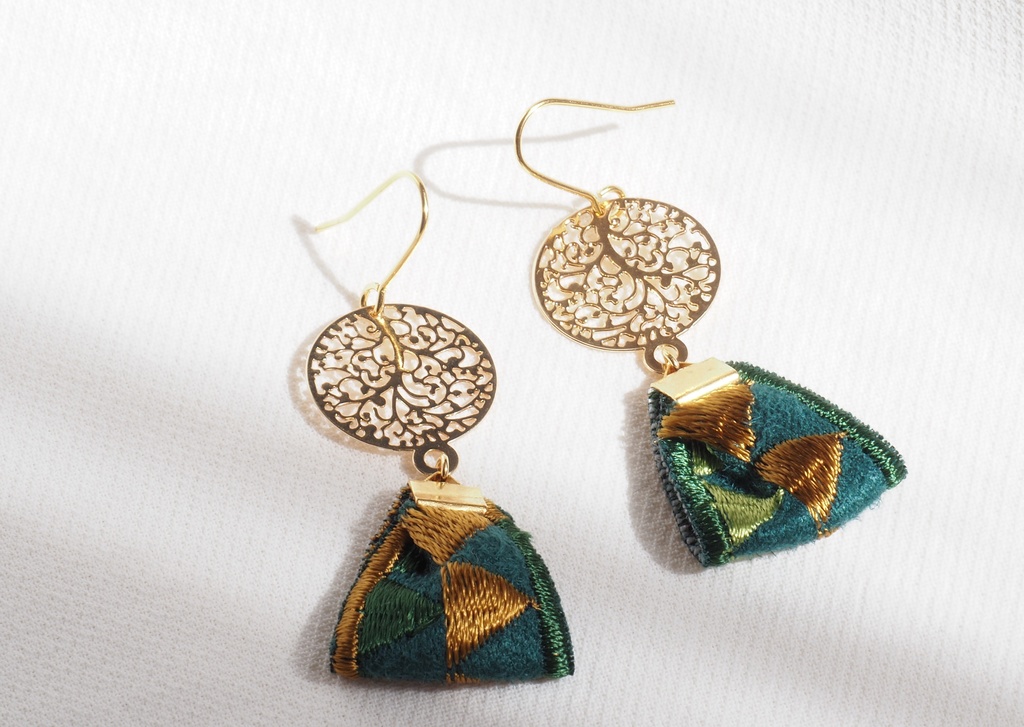 ロビンフッドイメージイヤリング・ピアス