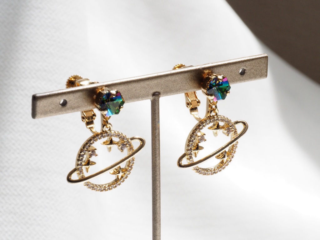 Planet イヤリング・ピアス