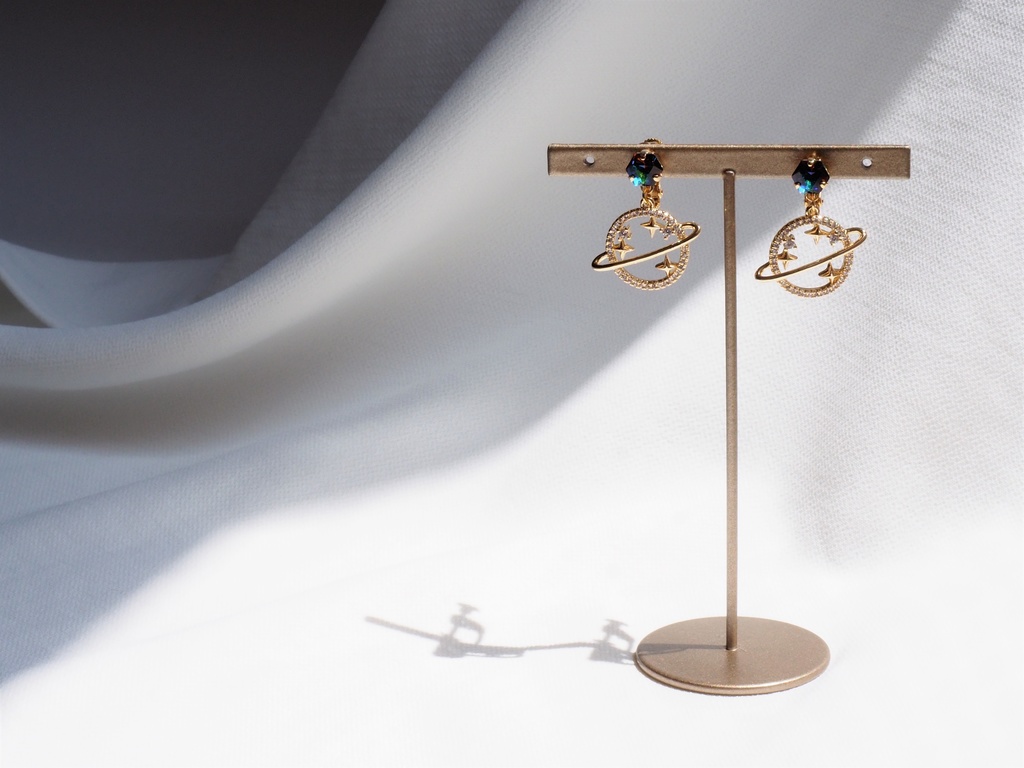 Planet イヤリング・ピアス