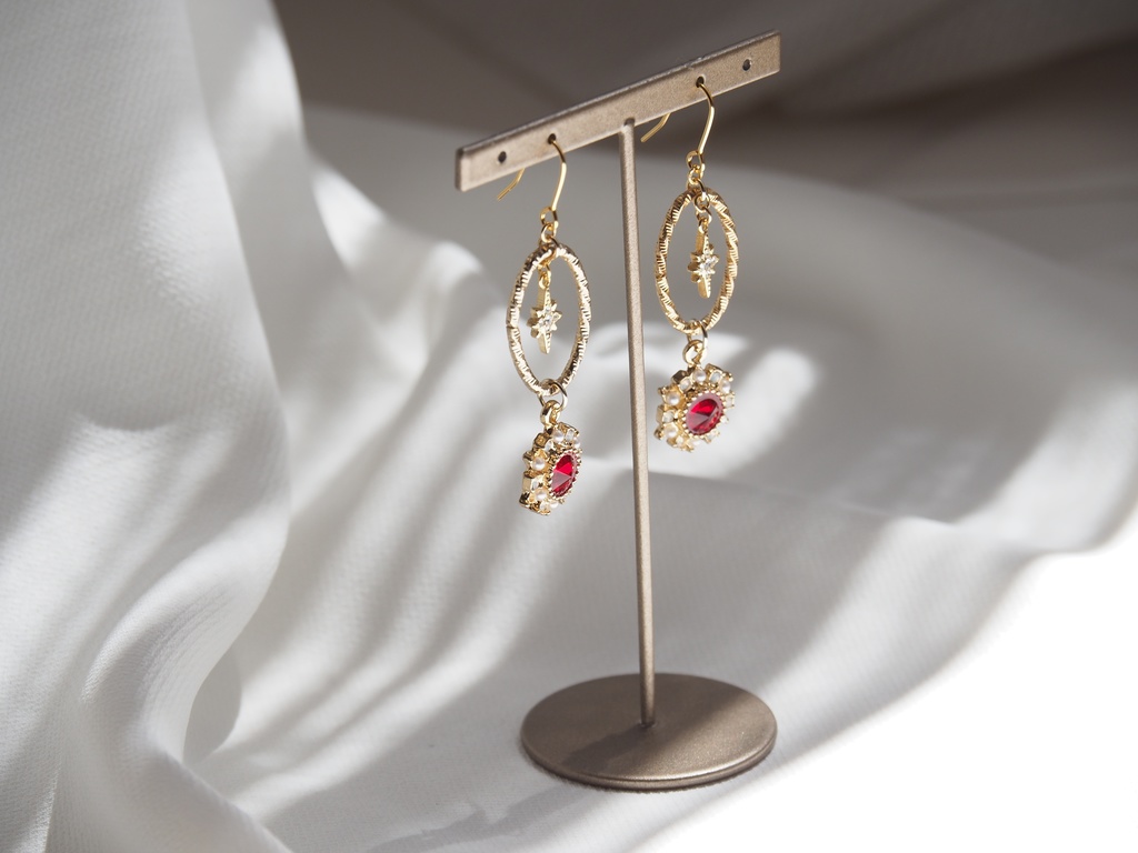 Vintage イヤリング・ピアス -Lt.Siam-