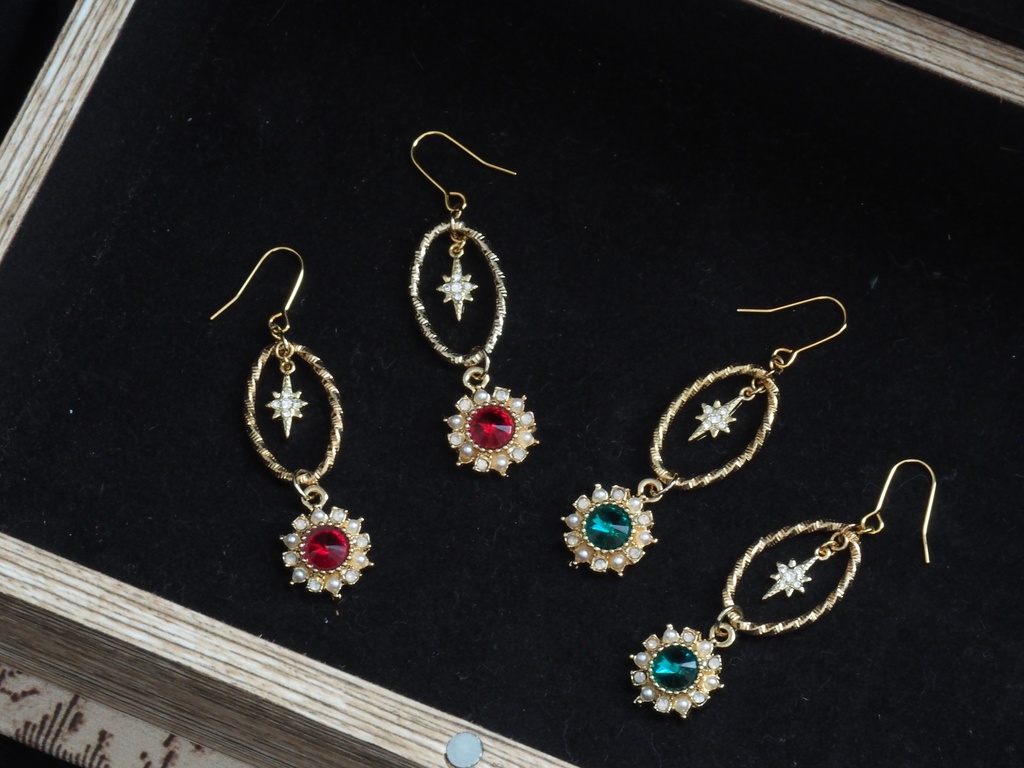 Vintage イヤリング・ピアス -Lt.Siam-