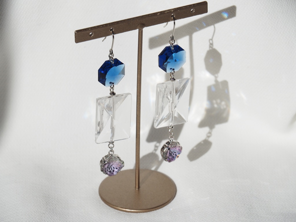 アルジュナイメージイヤリング・ピアス