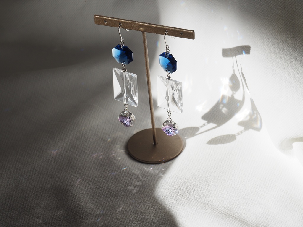 アルジュナイメージイヤリング・ピアス