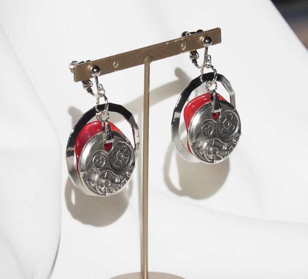 エミヤイメージイヤリング・ピアス