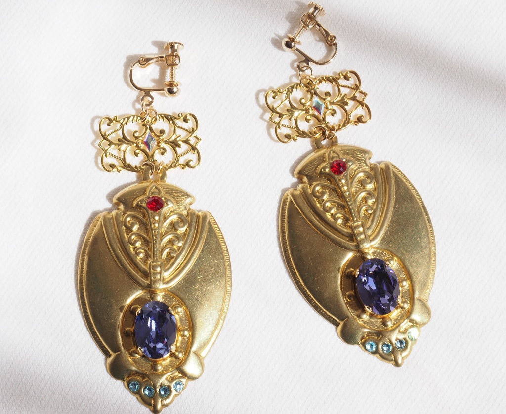 キャスターギルガメッシュイメージイヤリング・ピアス