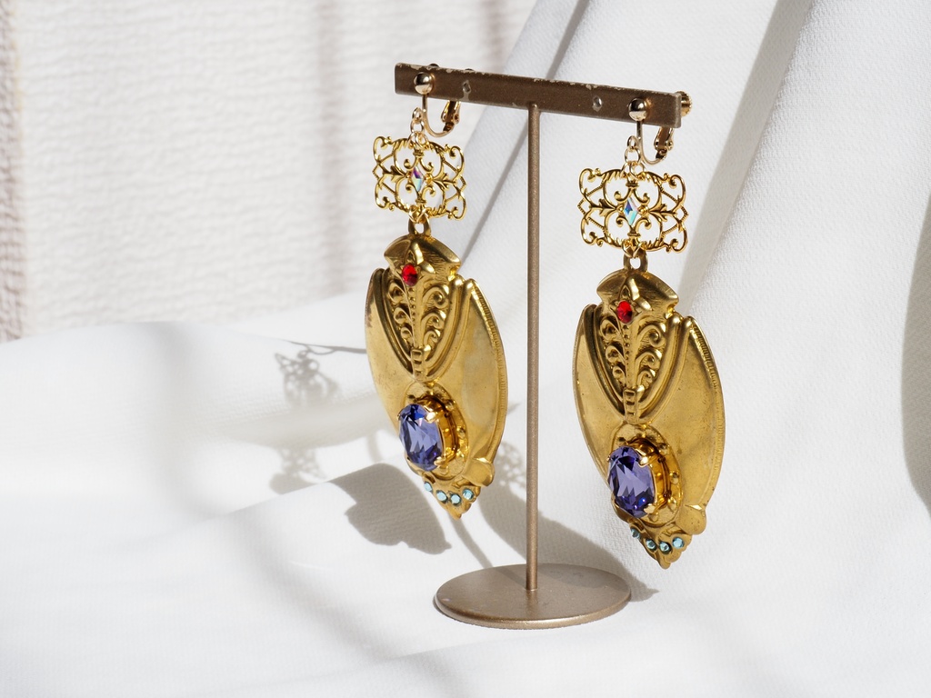 キャスターギルガメッシュイメージイヤリング・ピアス