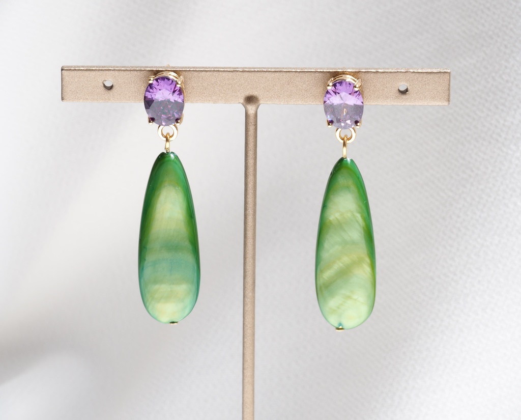 ムリアンイメージピアス