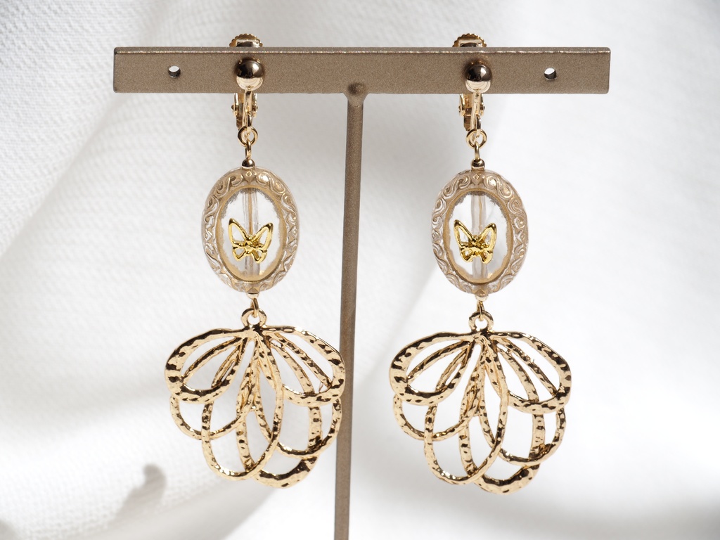 オベロンイメージイヤリング・ピアス