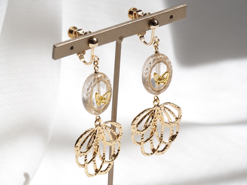 オベロンイメージイヤリング・ピアス